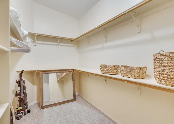 Havasu Desert Oasis: Pool, & Rv Garage * Lake Havasu City