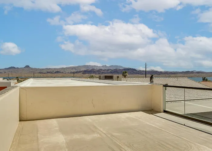 Havasu Desert Oasis: Pool, & Rv Garage Lake Havasu City